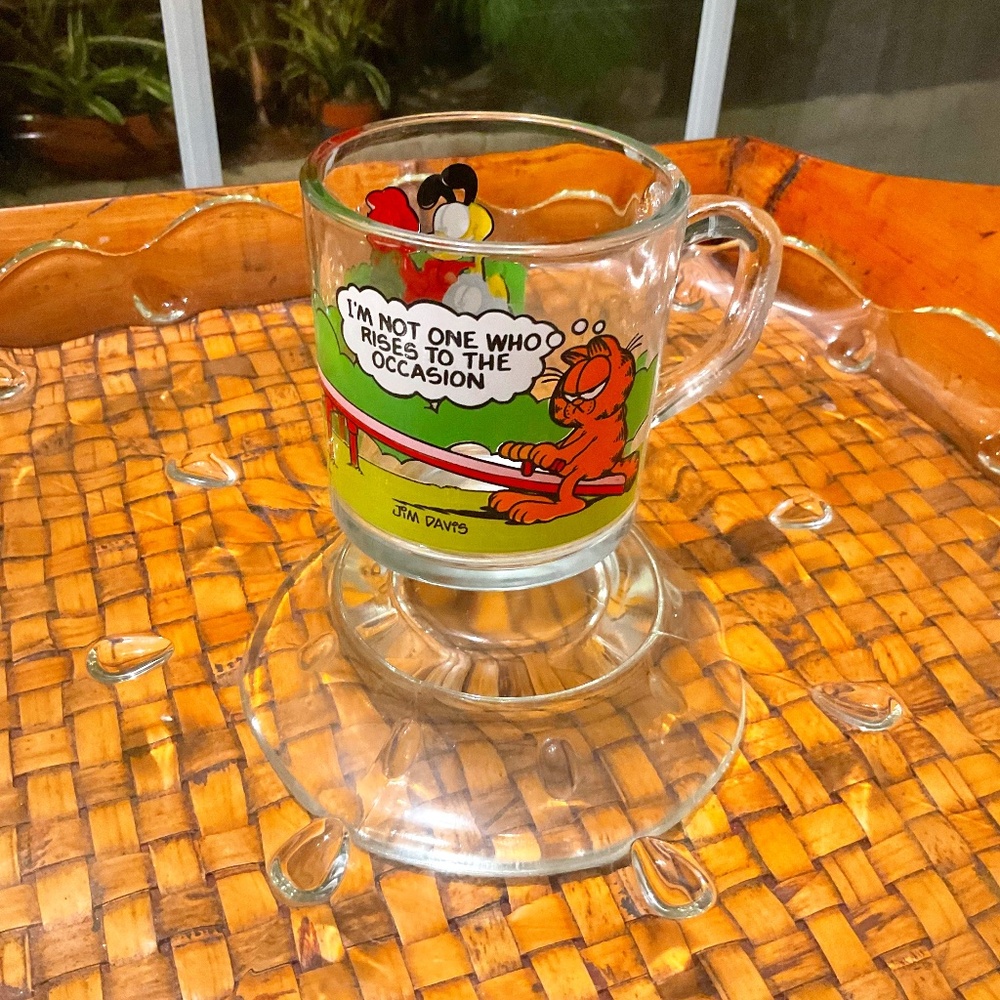 VTG McDonald’s Garfield Glass Mug From 1980